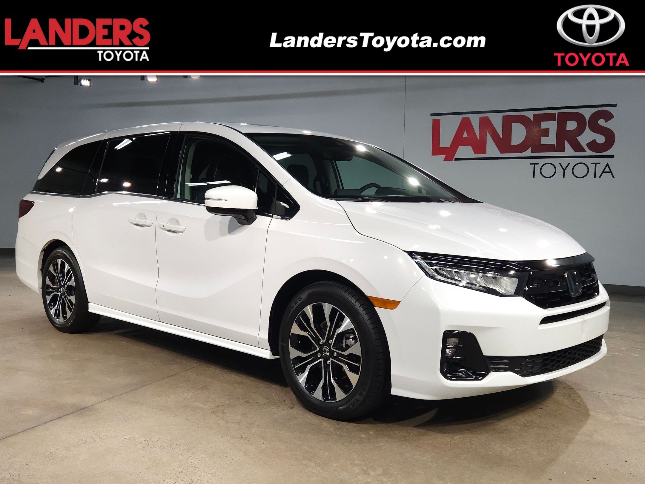Used 2025 Honda Odyssey Elite