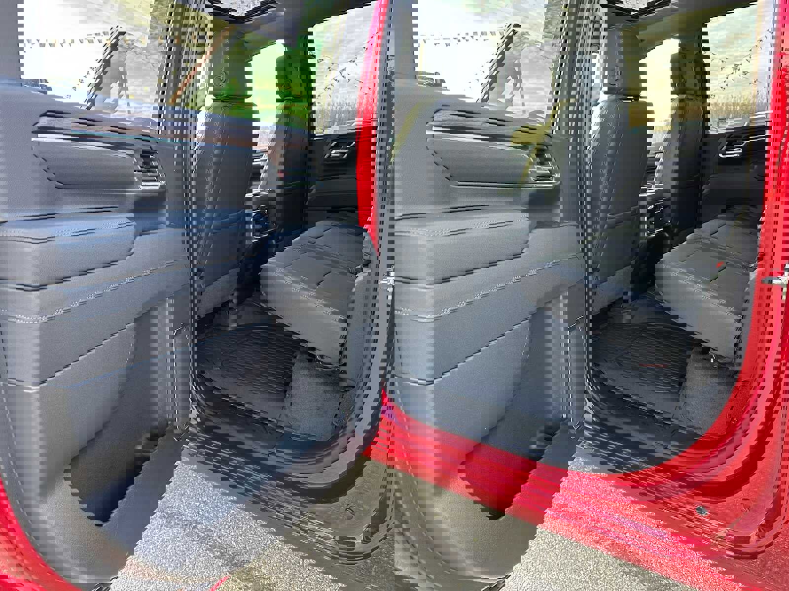 New 2026 GMC Sierra 2500 SLT image 15