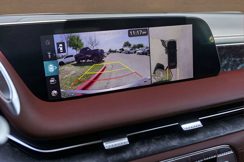 Used 2025 Genesis G90 3.5T image 16