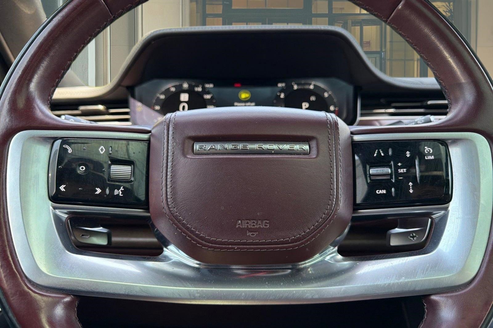 Used 2023 Land Rover Range Rover SE image 16