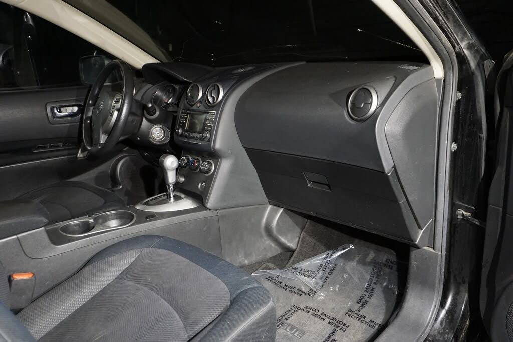 Used 2013 Nissan Rogue S w/ Special Edition Pkg AWD/4WD image 13