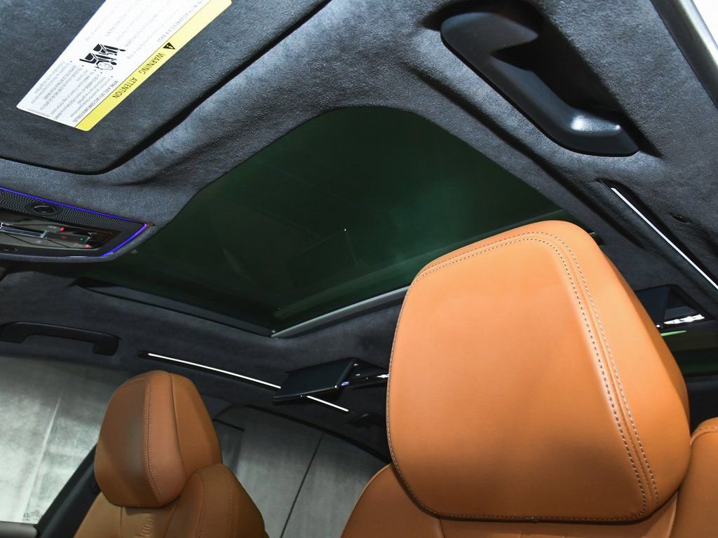 Used 2022 Audi S8 w/ S8 Comfort Plus Package AWD/4WD image 64