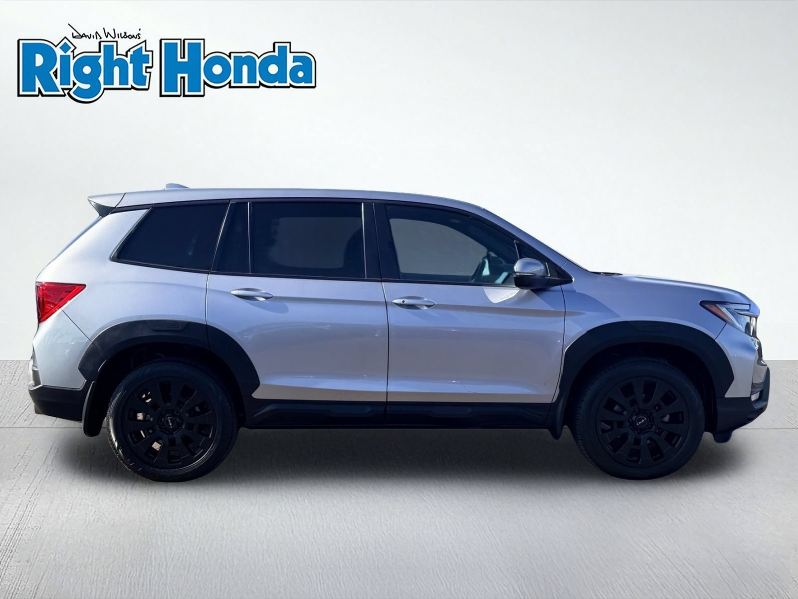 Used 2023 Honda Passport EX-L image 8