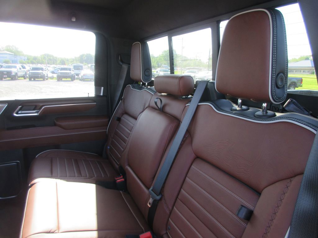 New 2026 GMC Sierra 2500 Denali Ultimate AWD/4WD image 14