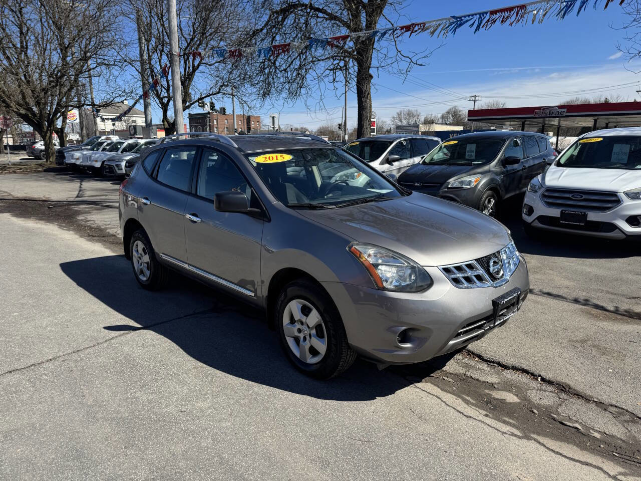 Used 2015 Nissan Rogue S w/ Convenience Package image 1