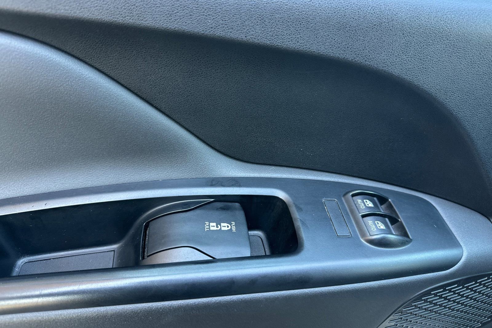 Used 2021 RAM ProMaster City Tradesman image 11