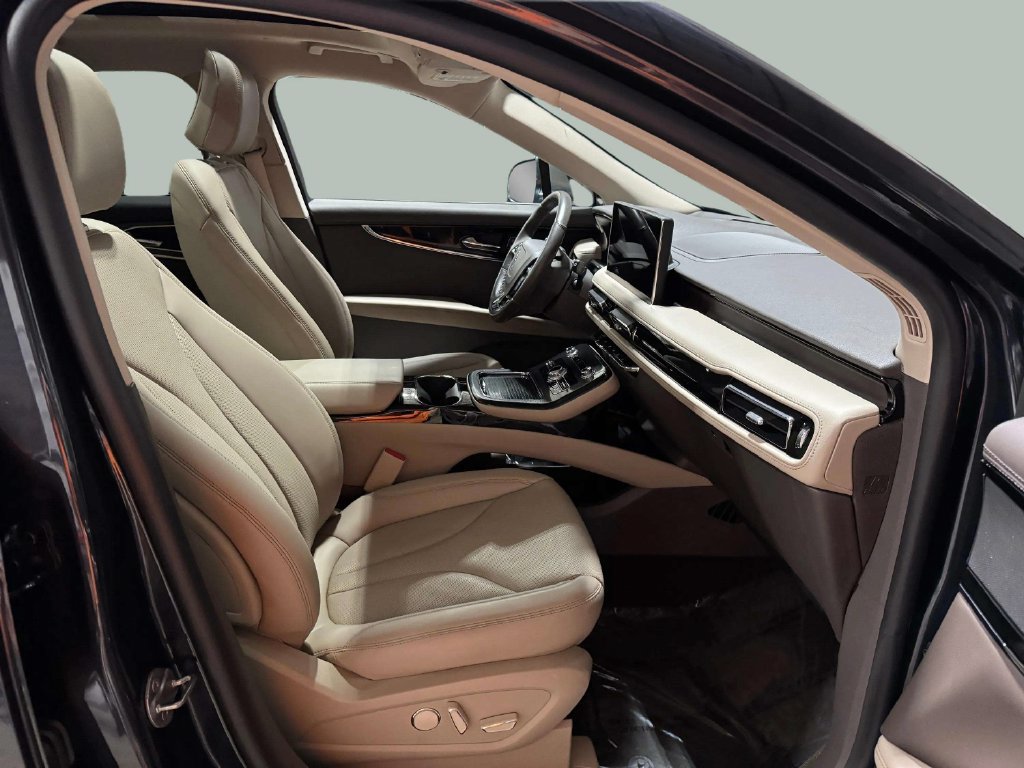 Certified 2023 Lincoln Nautilus Reserve AWD/4WD image 26