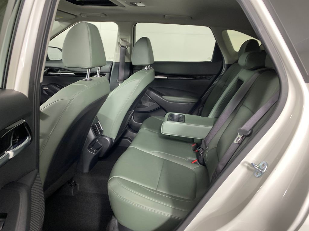 Used 2024 Kia Seltos SX w/ SX Sunroof Package image 28