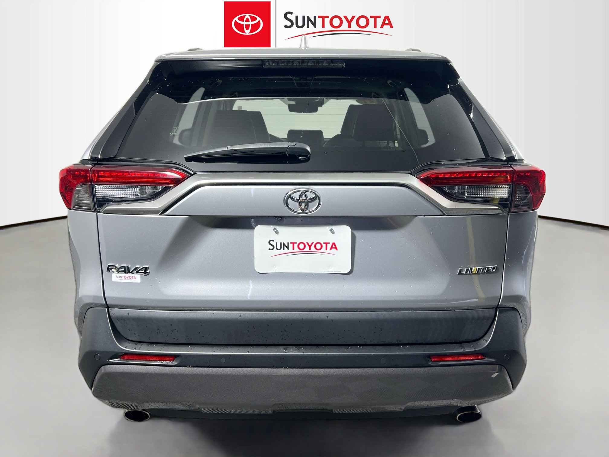 Used 2021 Toyota RAV4 Limited image 5