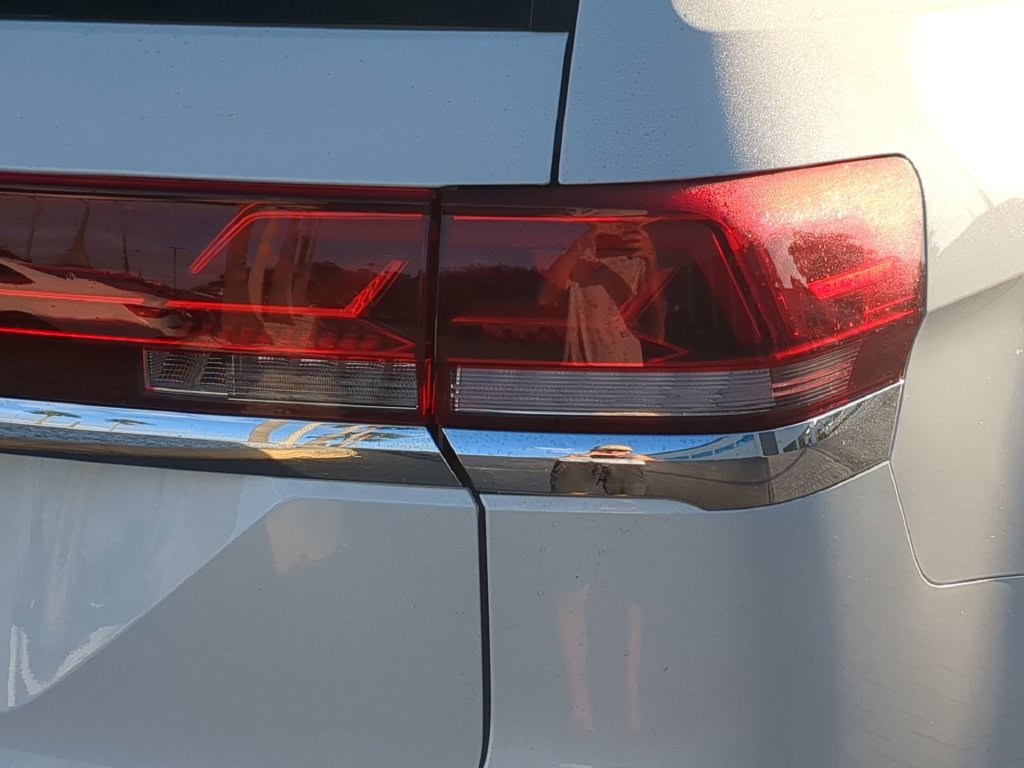 New 2026 Volkswagen Atlas SE FWD image 8