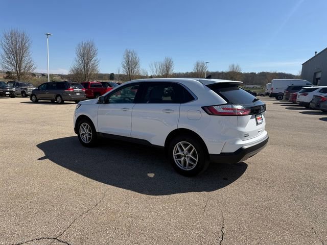 Used 2024 Ford Edge SEL w/ Convenience Package AWD/4WD image 5