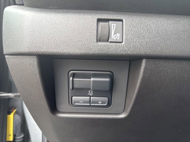 Used 2024 Chevrolet Colorado Trail Boss w/ Technology Package image 15