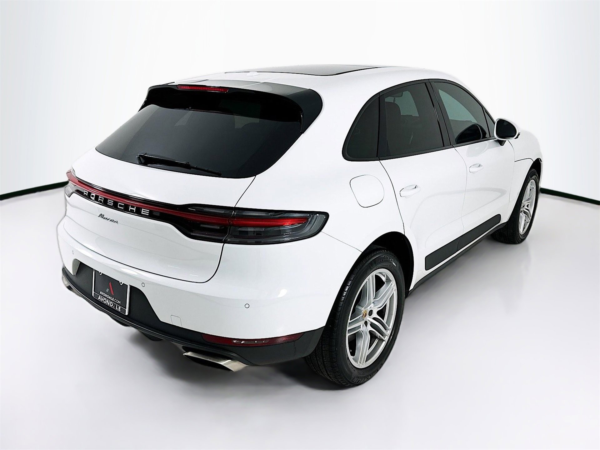 Used 2021 Porsche Macan image 8