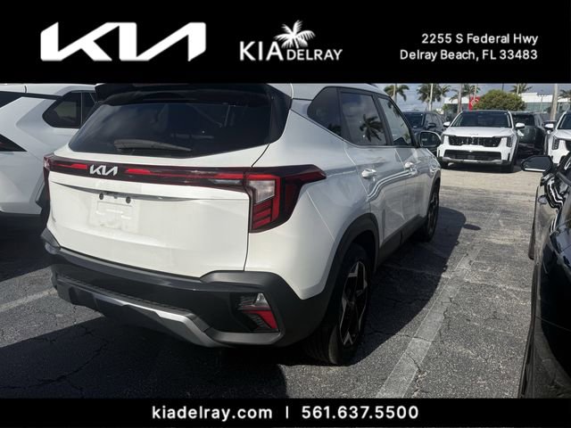 Used 2024 Kia Seltos EX image 2