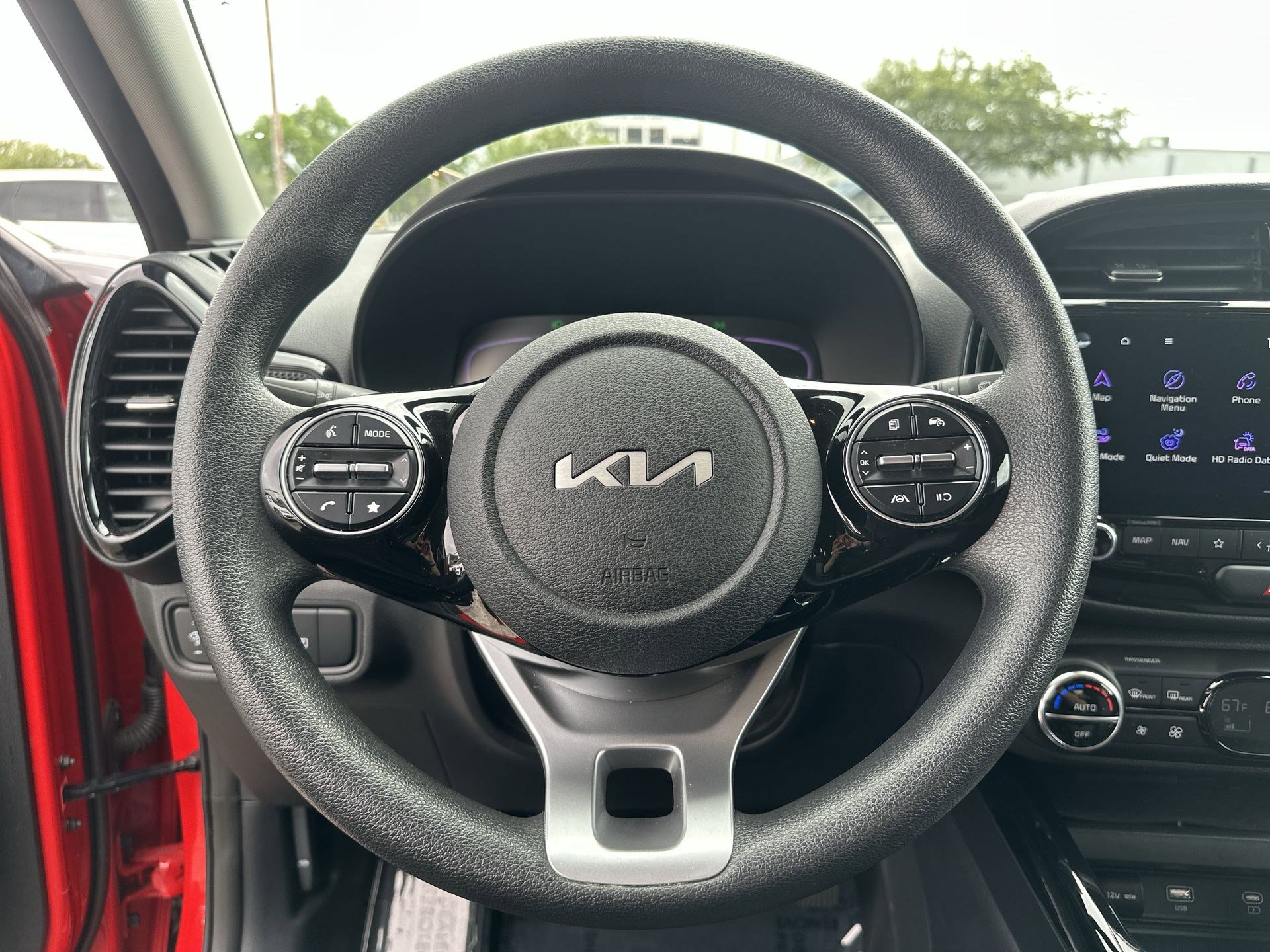 Certified 2023 Kia Soul S image 11