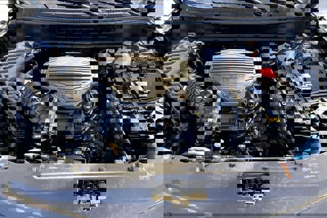 Used 2025 Cadillac XT6 Premium Luxury image 9