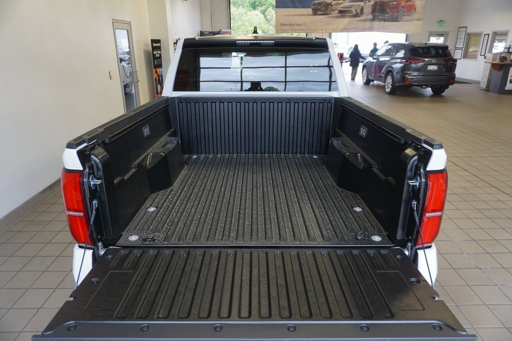 New 2025 Toyota Tacoma SR5 image 17