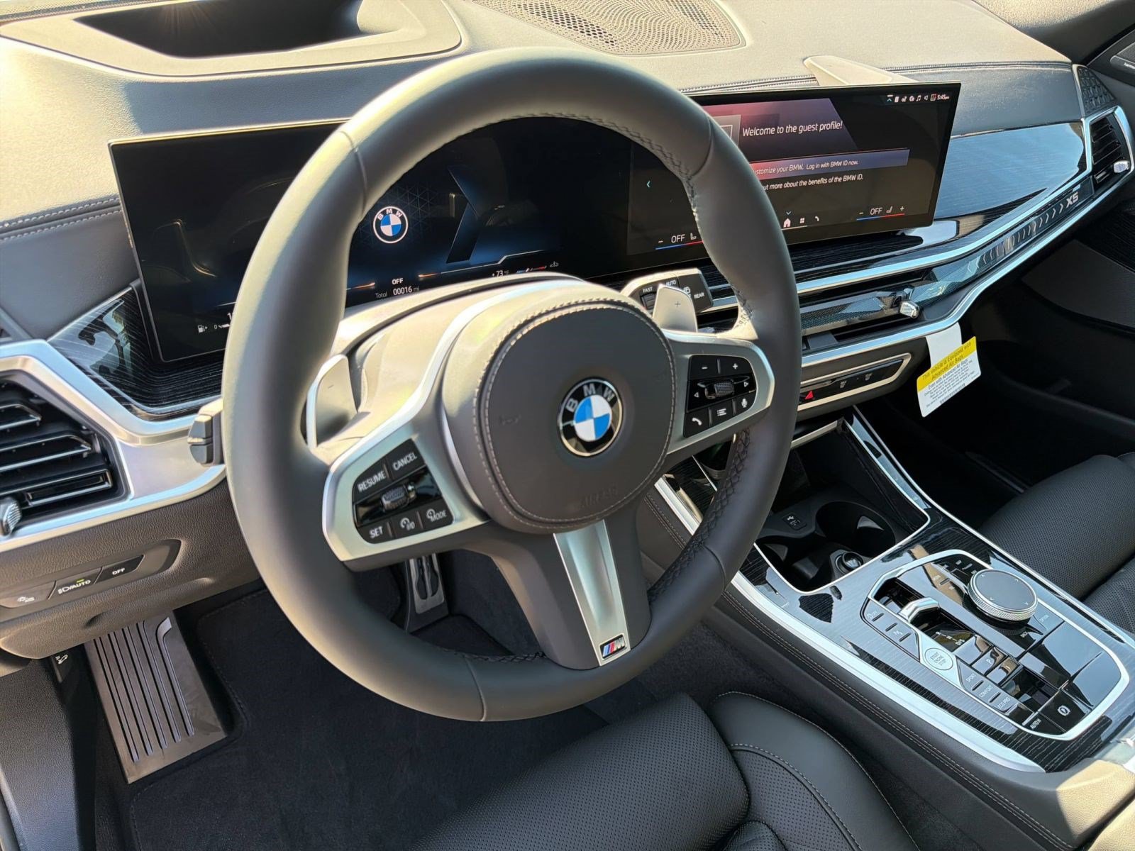 Used 2026 BMW X5 sDrive40i w/ M Sport Package RWD image 4