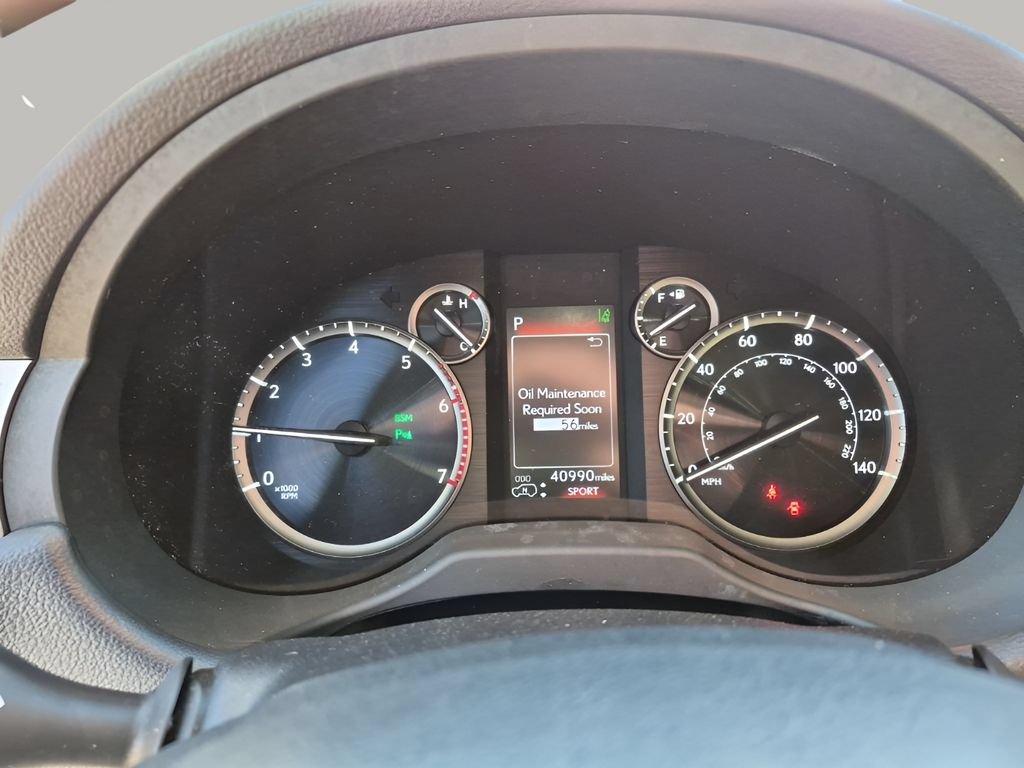 Used 2023 Lexus GX 460 Luxury w/ Sport Design Package AWD/4WD image 42