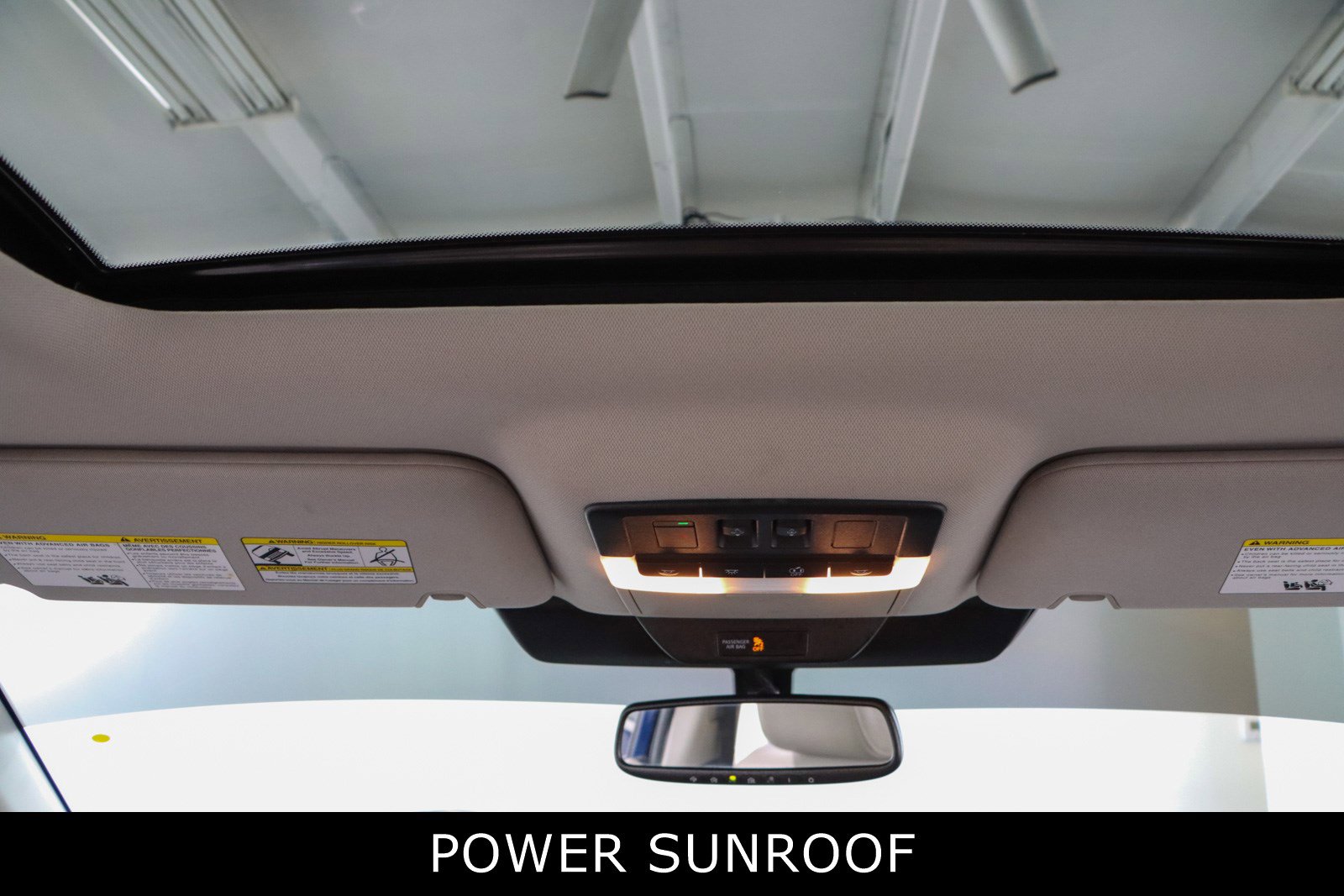 Used 2022 Nissan Pathfinder SL w/ SL Premium Package image 21