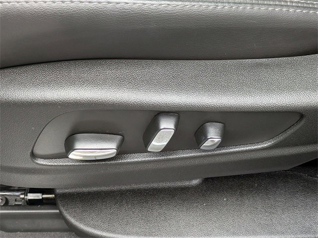 Certified 2025 Cadillac XT5 Premium Luxury image 20