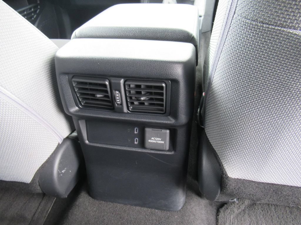 Used 2025 Toyota 4Runner TRD Off-Road AWD/4WD image 30