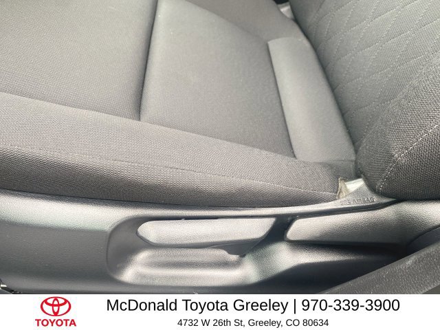 Used 2025 Toyota Corolla LE FWD image 12