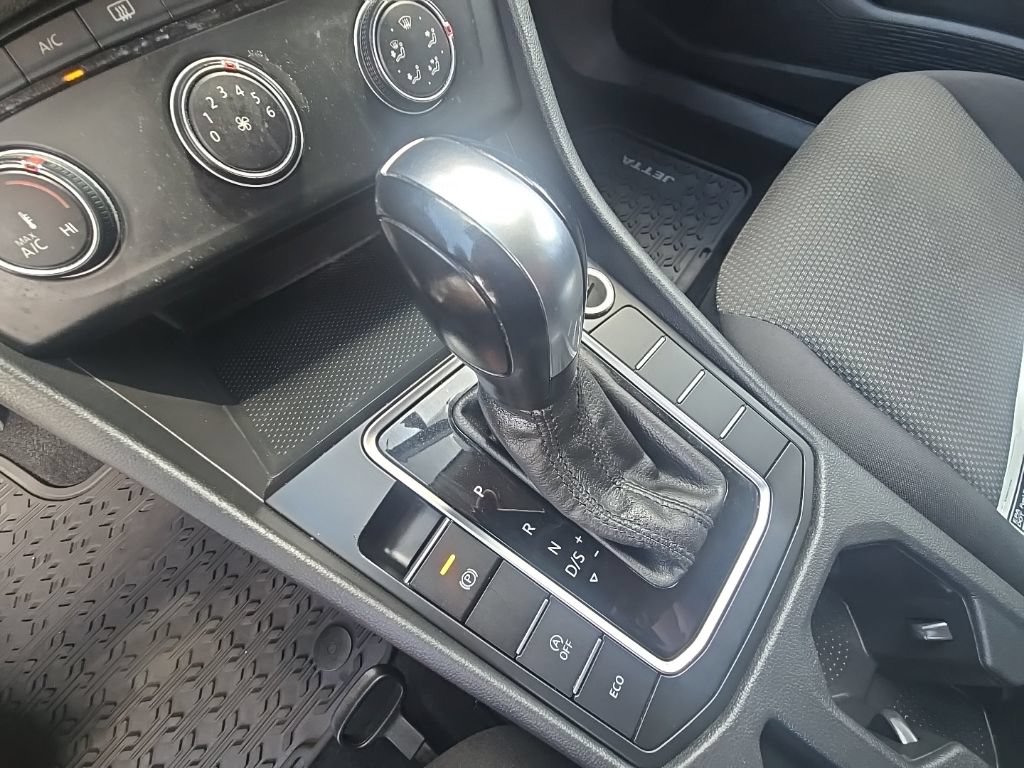 Used 2019 Volkswagen Jetta S w/ Driver Assistance Package FWD image 24