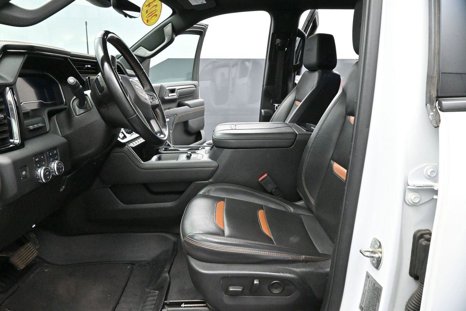 Used 2024 GMC Sierra 2500 AT4 w/ AT4 Premium Plus Package AWD/4WD image 13