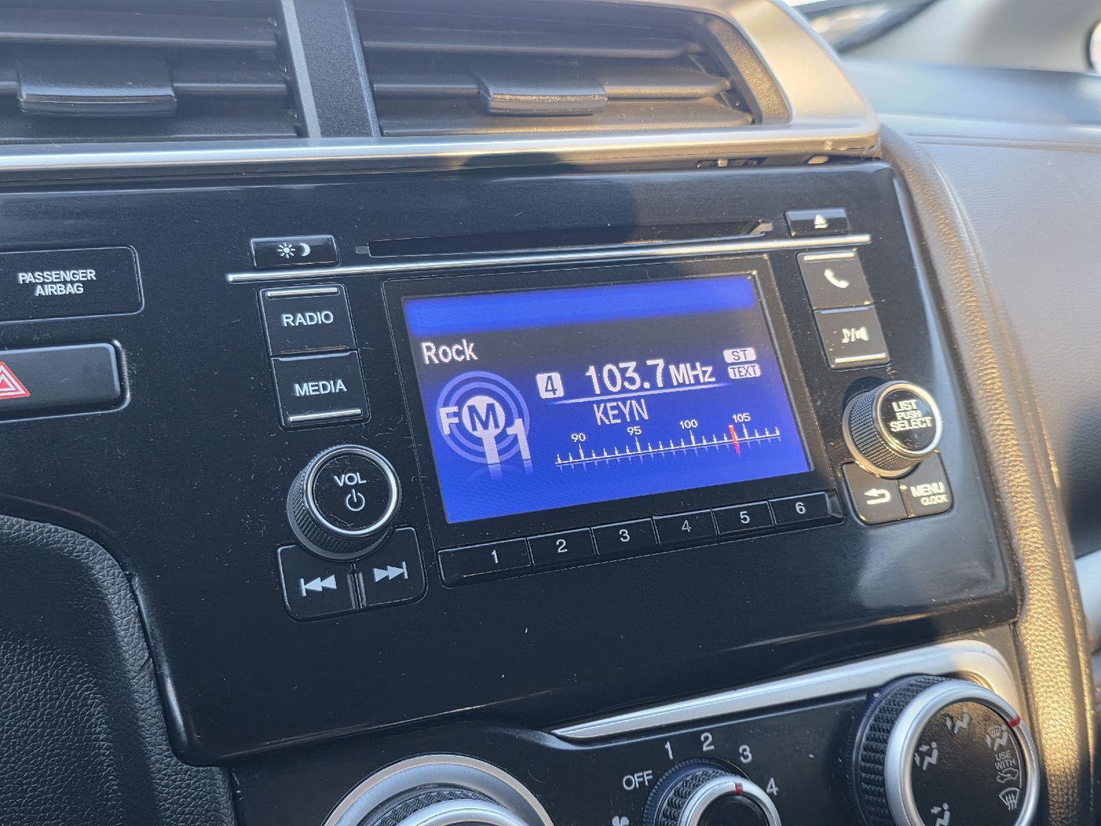 Used 2020 Honda Fit LX image 18