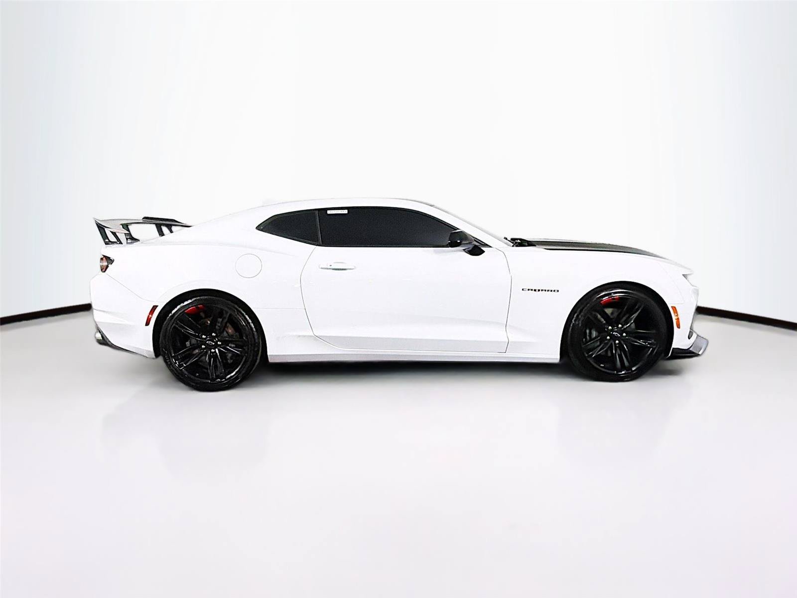Used 2022 Chevrolet Camaro SS w/ Redline Edition RWD image 8