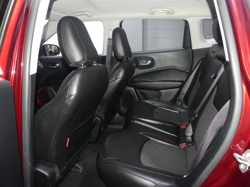 Used 2021 Jeep Compass Trailhawk AWD/4WD image 25