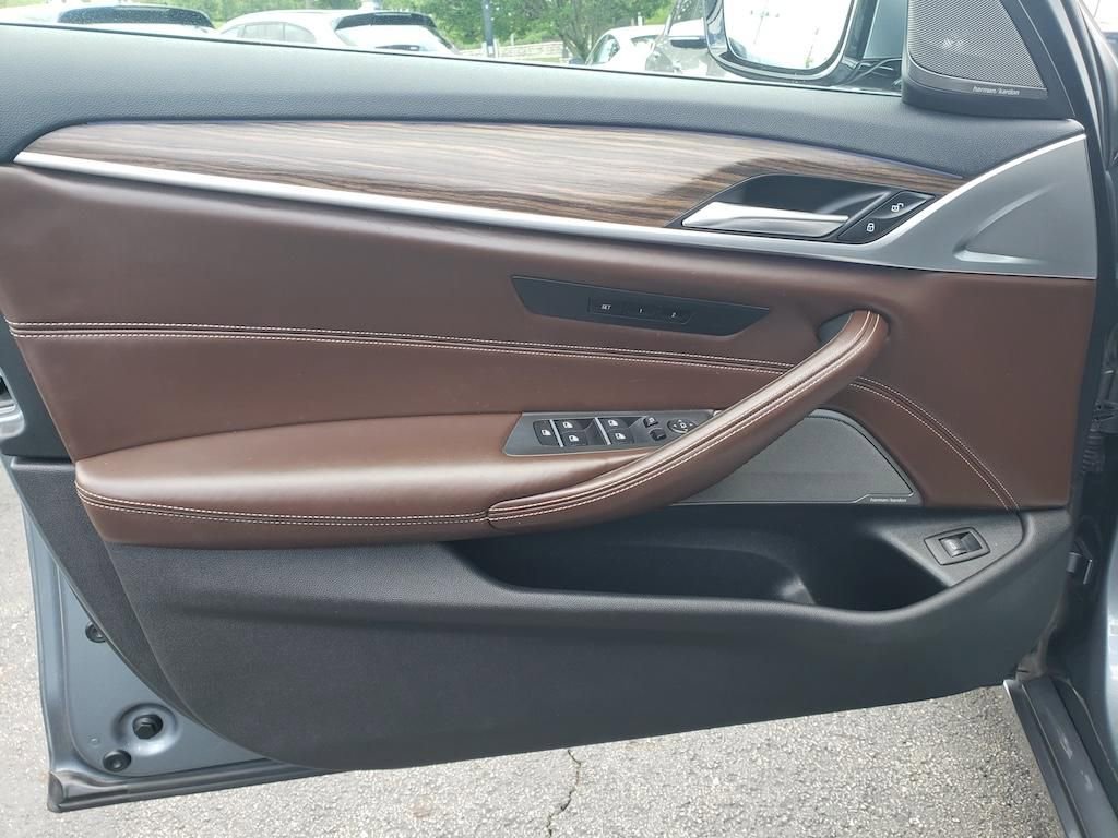 Used 2019 BMW 540i xDrive w/ Convenience Package AWD/4WD image 21