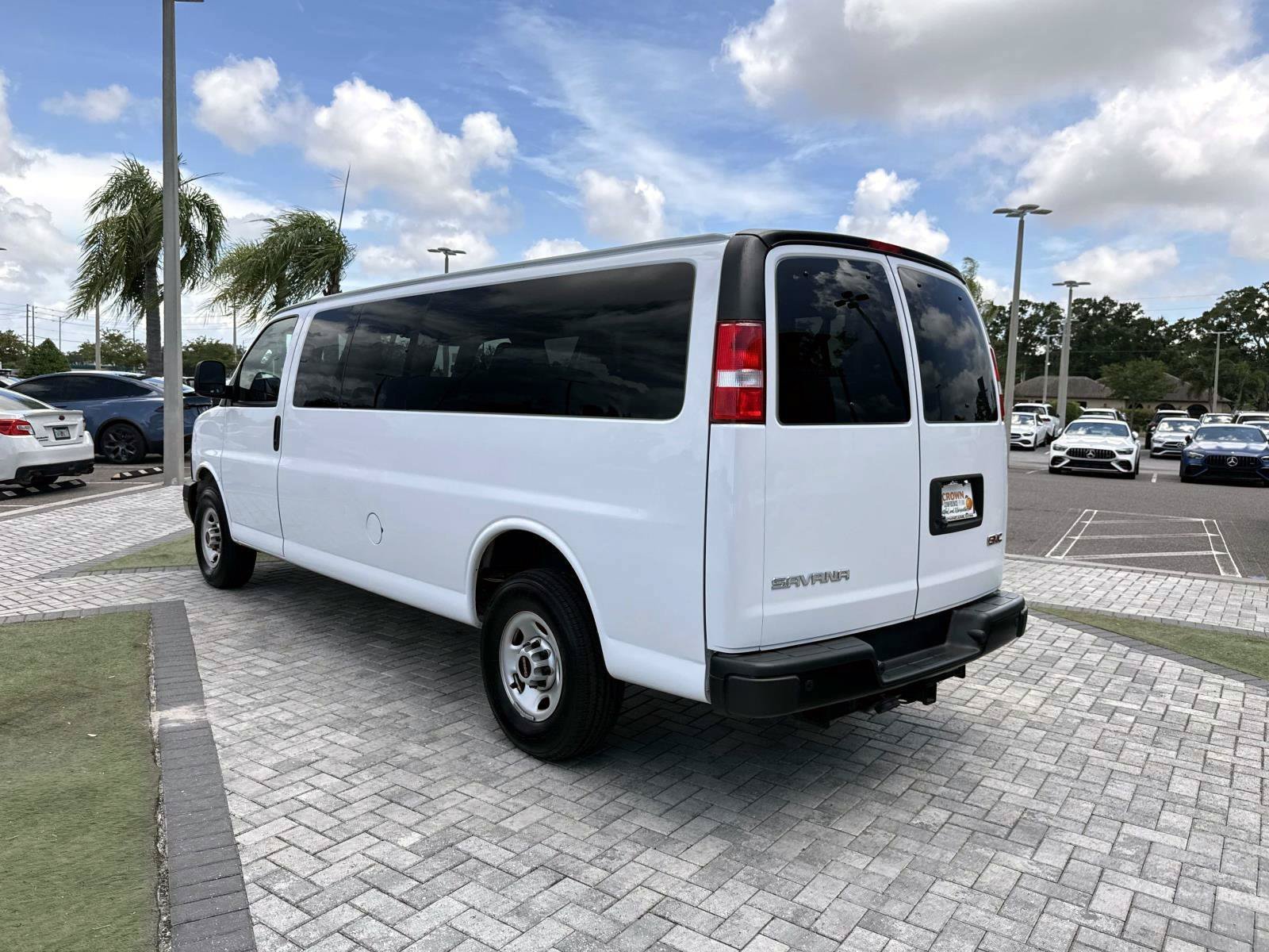 Used 2024 GMC Savana 3500 LS RWD image 4