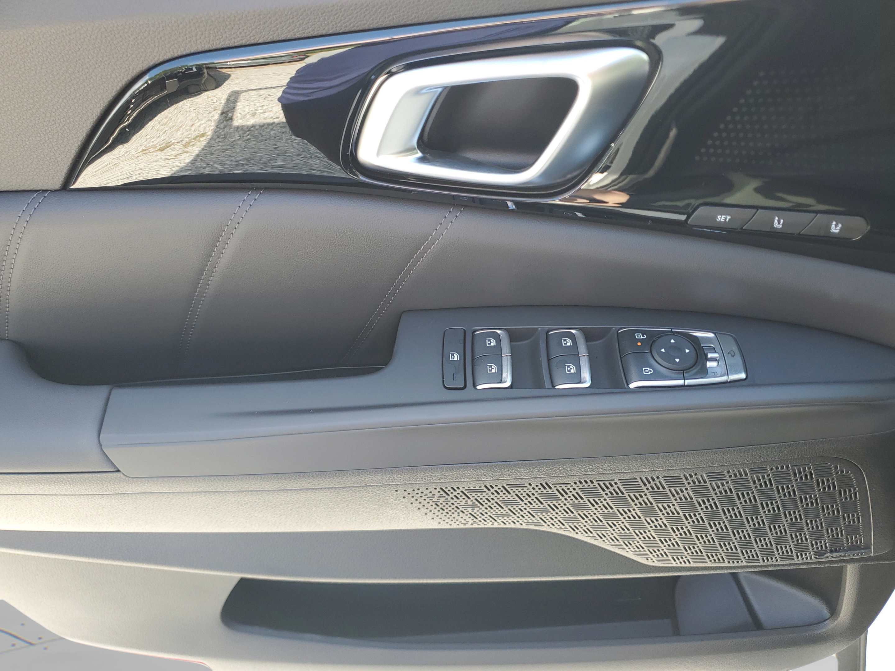 New 2026 Kia Carnival SX Prestige FWD image 12