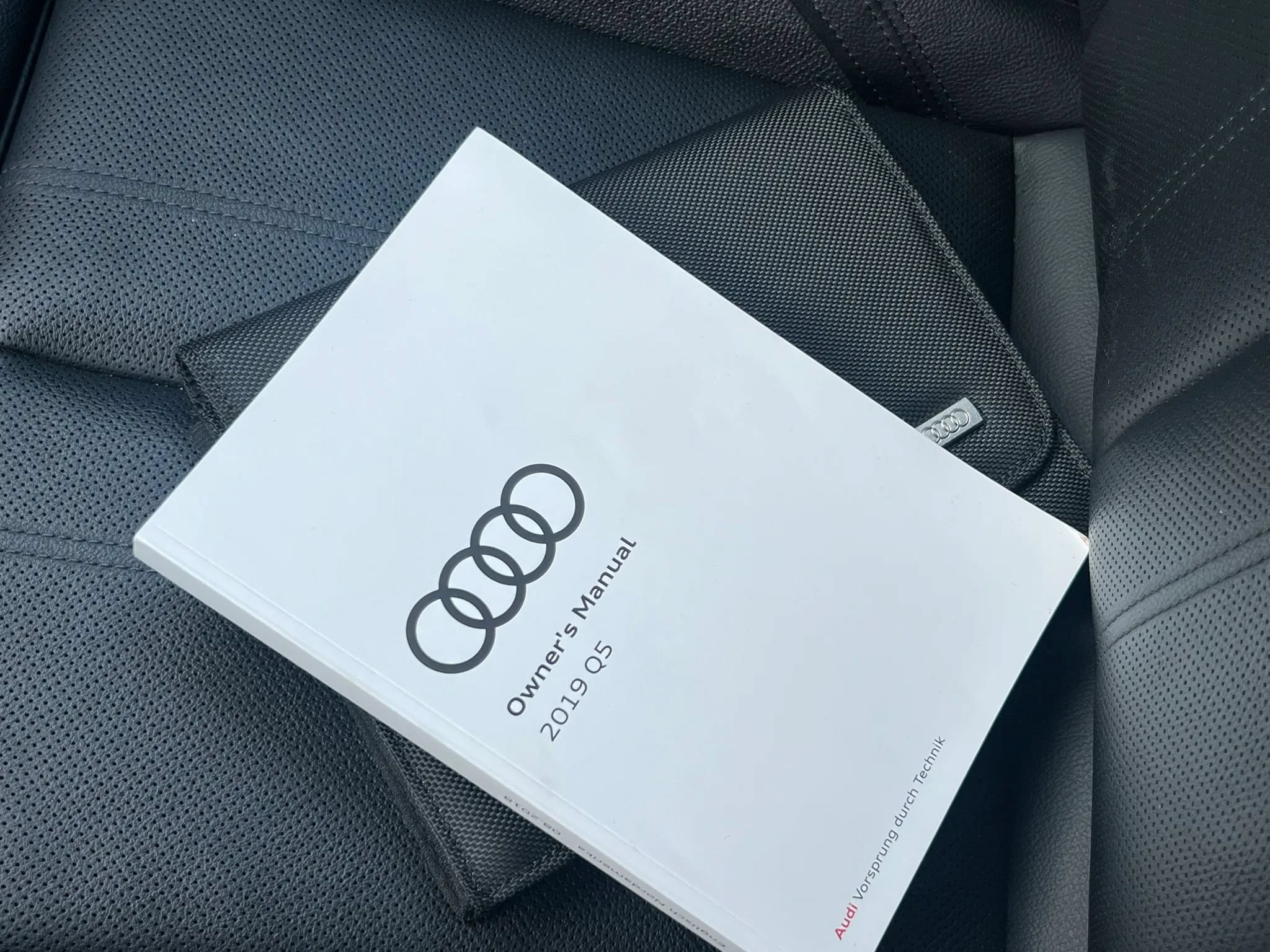 Used 2019 Audi SQ5 Prestige w/ Prestige Package AWD/4WD image 18