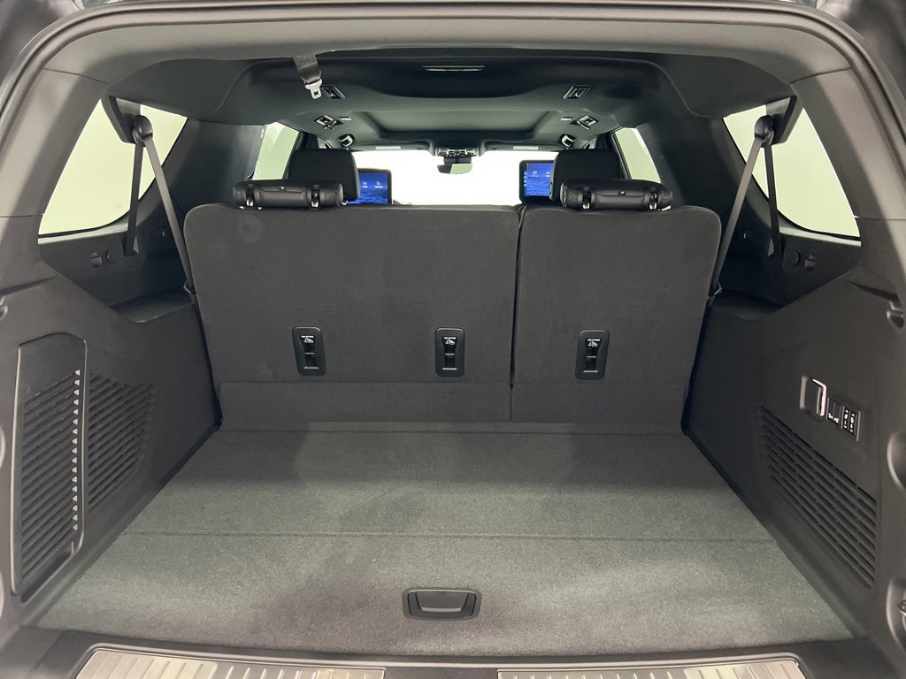 New 2026 Chevrolet Suburban Z71 w/ Z71 Off-Road Package image 26