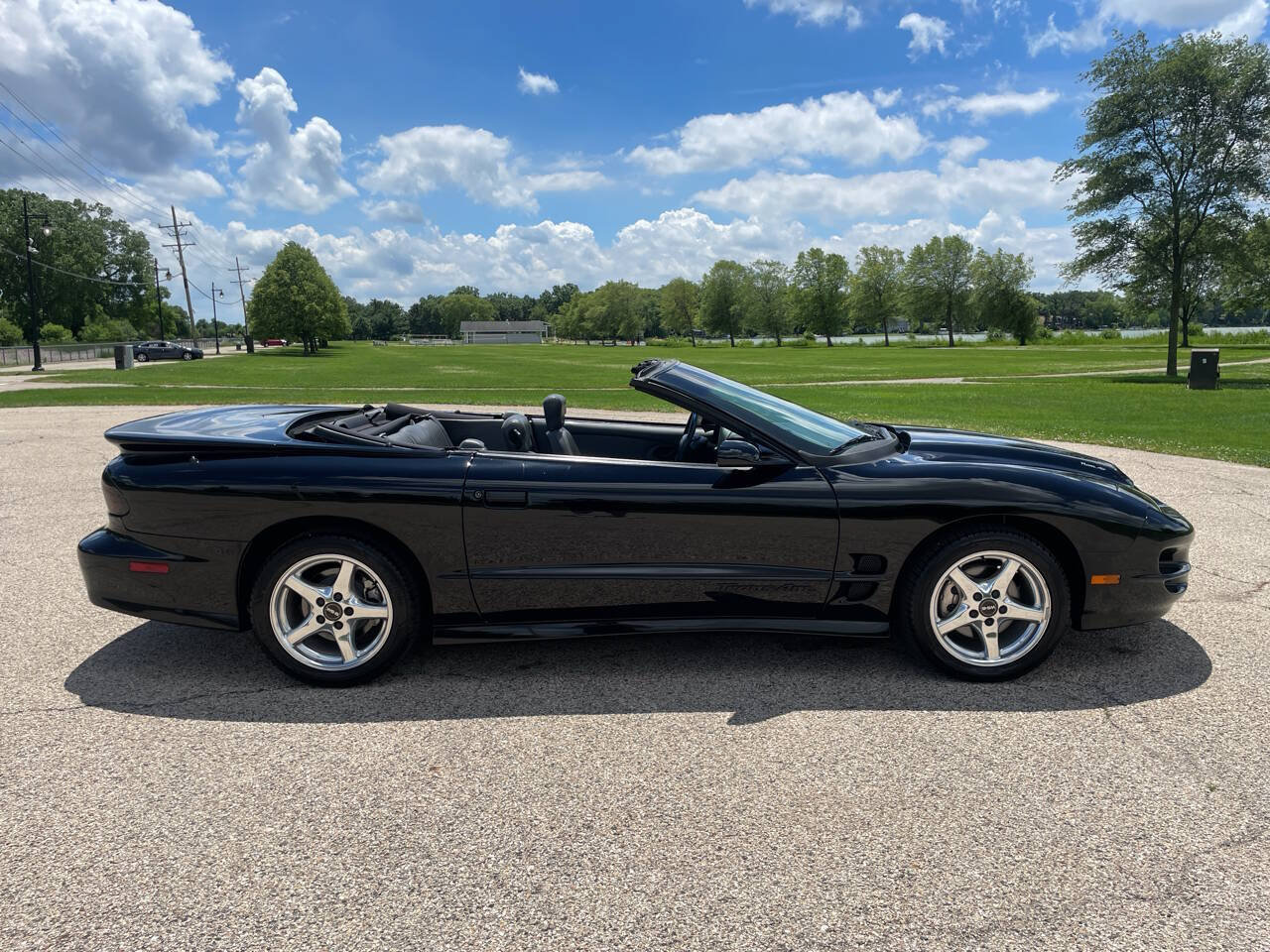 Used 1999 Pontiac Firebird Trans Am RWD image 25