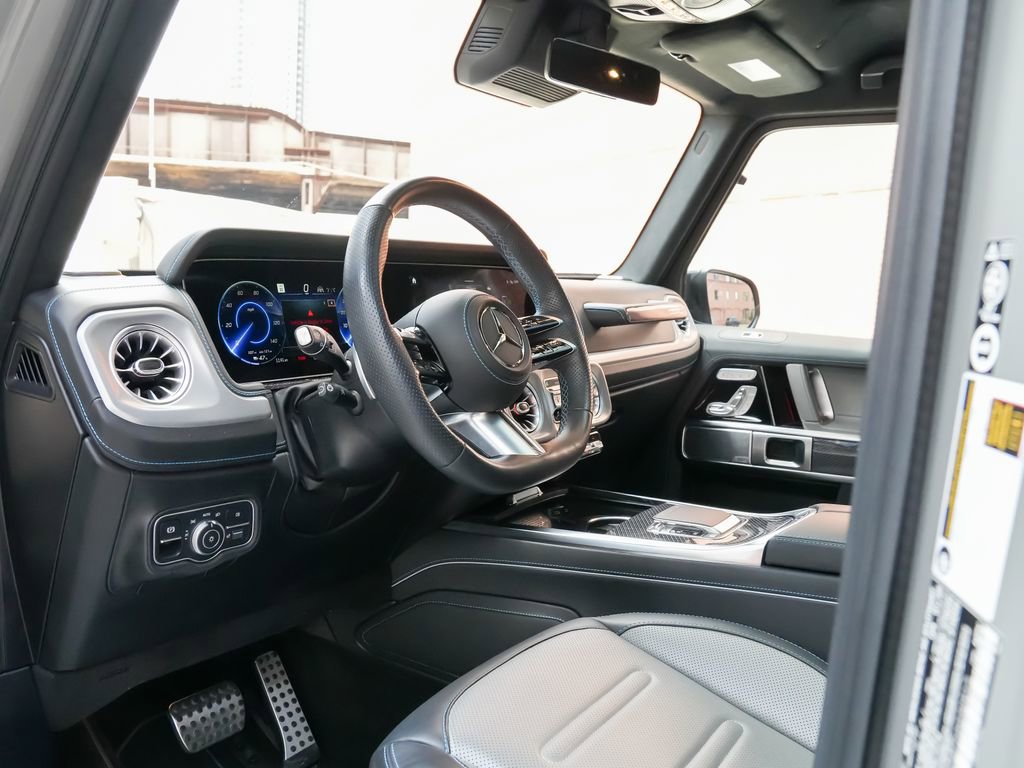 Used 2025 Mercedes-Benz G 580 w/ EQ Technology image 4