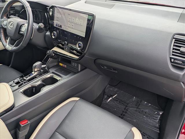 Used 2022 Lexus NX 350h NX 350h Luxury image 21