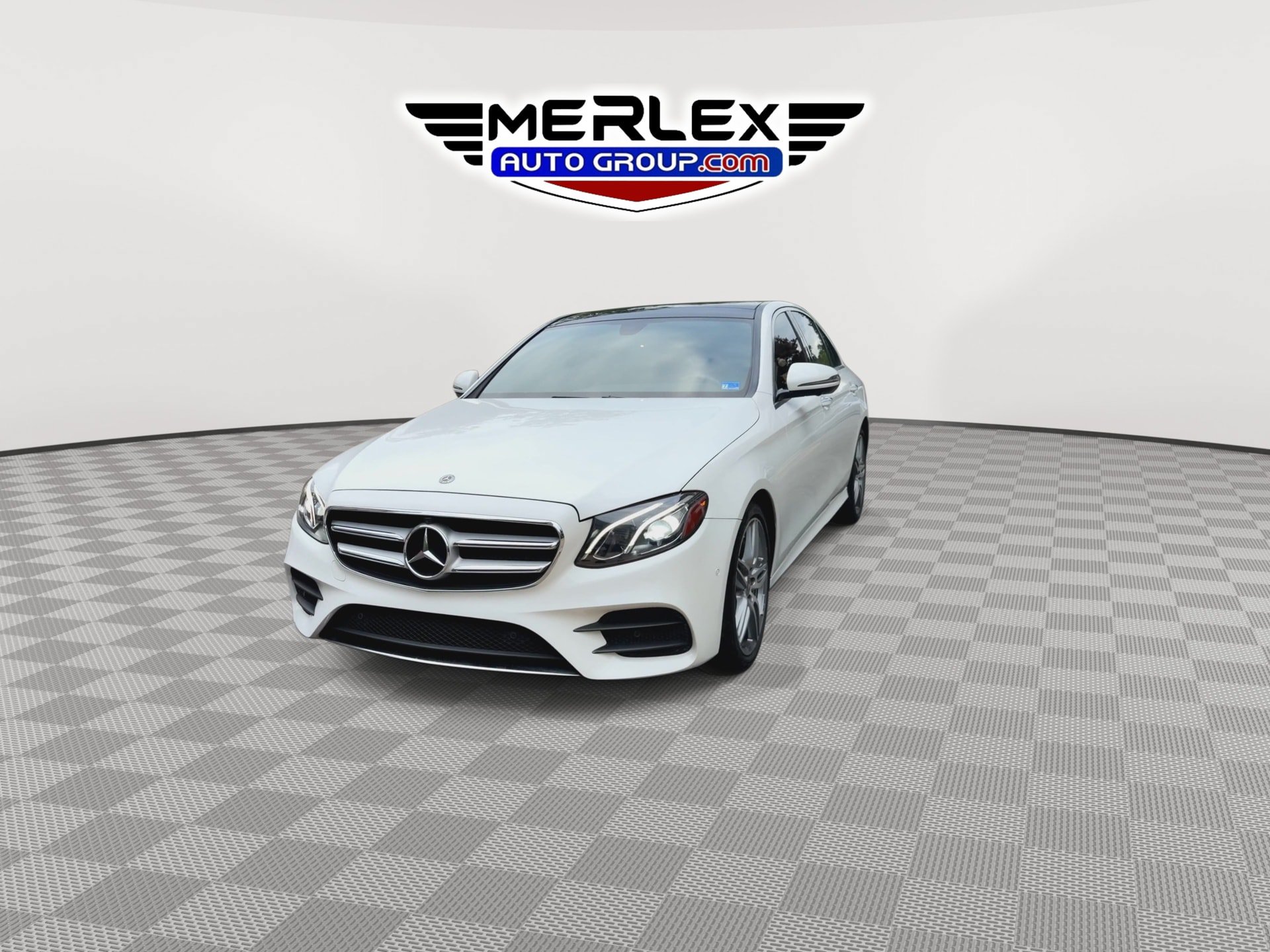 Used 2019 Mercedes-Benz E 300 w/ Premium 1 Package image 4