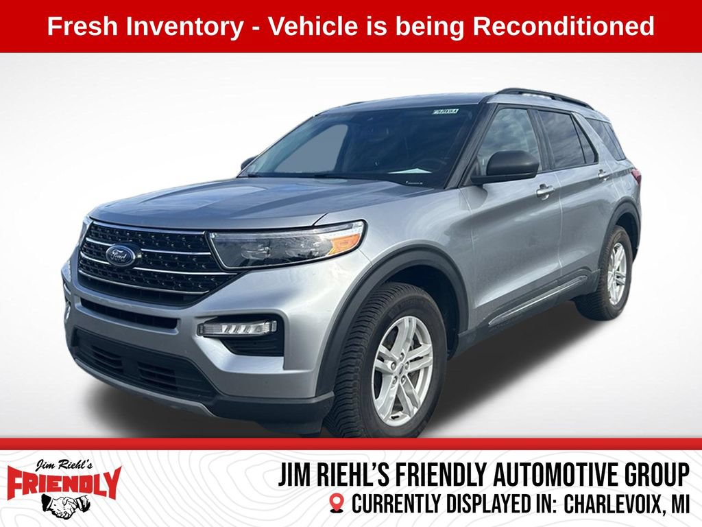 Used 2021 Ford Explorer XLT w/ Equipment Group 202A AWD/4WD image 1