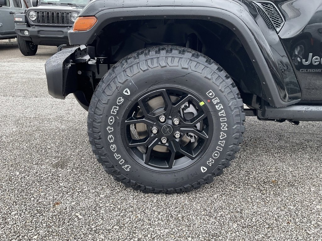 New 2025 Jeep Gladiator Willys image 14