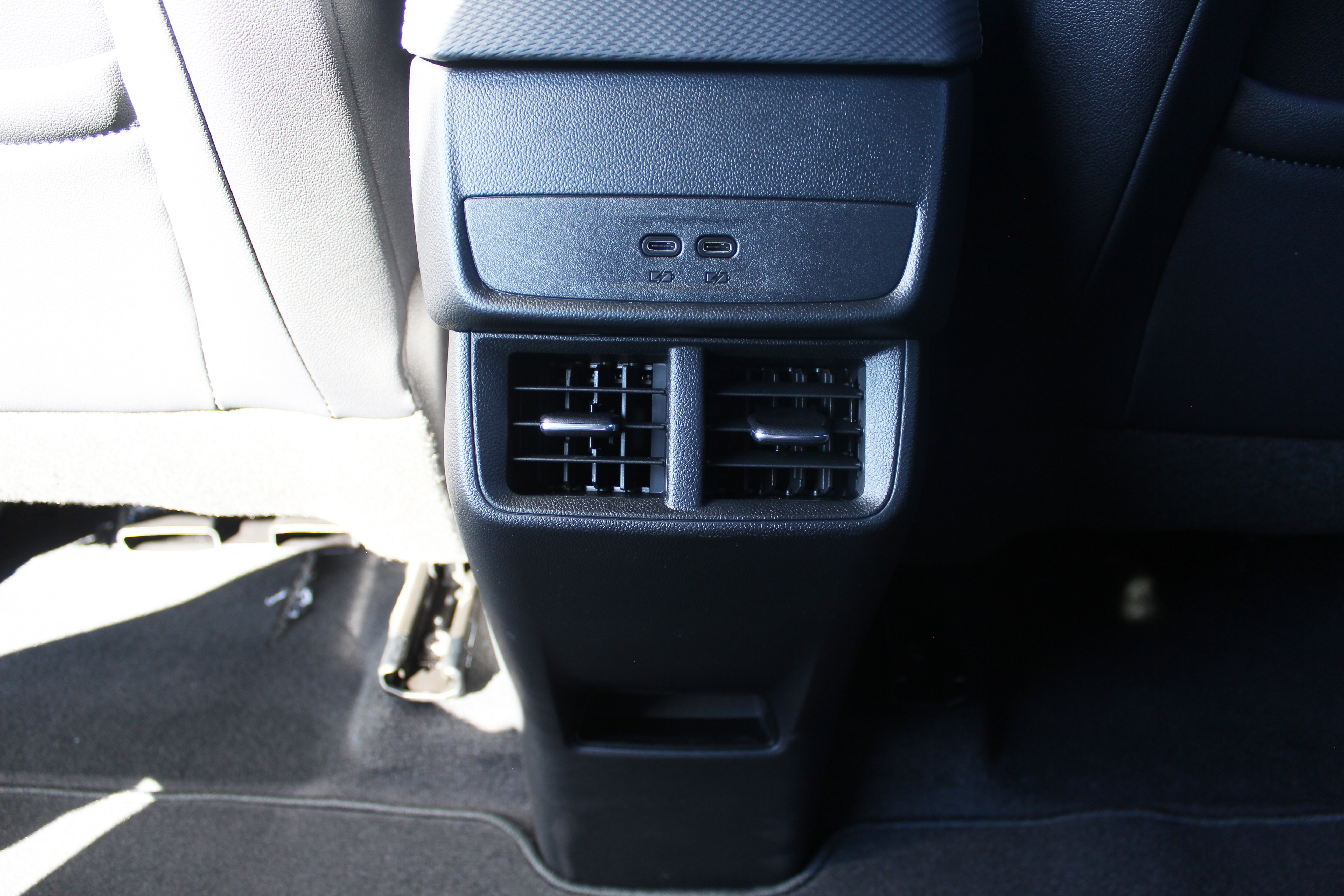 New 2026 Chevrolet Equinox LT w/ Convenience Package II image 45