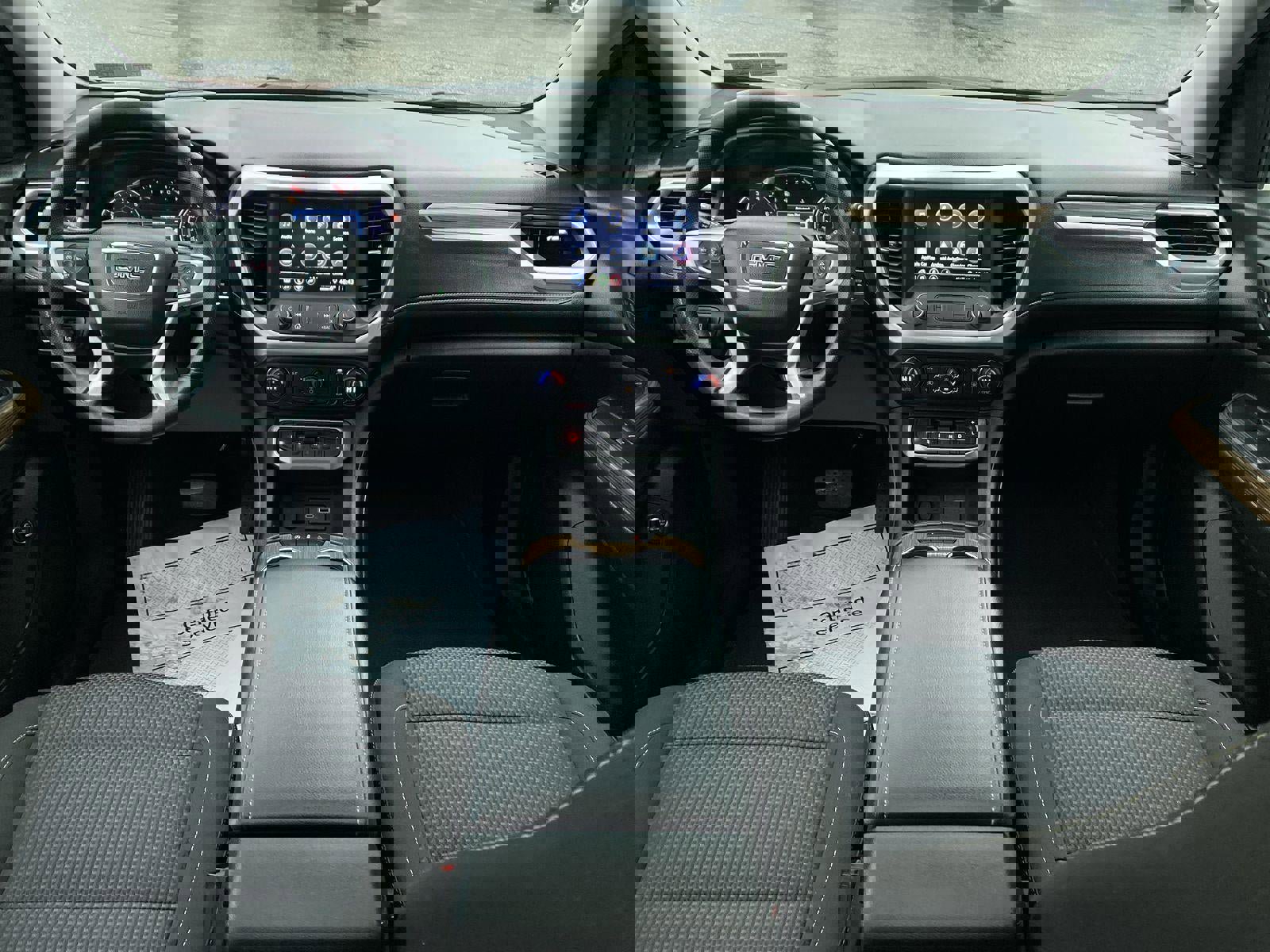 Certified 2023 GMC Acadia SLE w/ Driver Convenience Package image 12