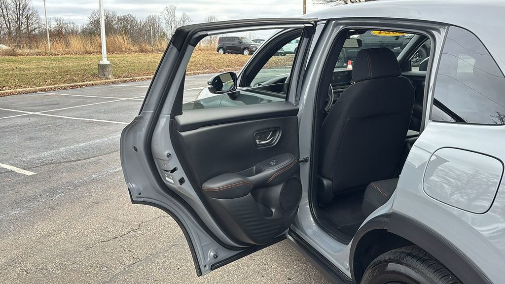 Used 2024 Honda HR-V Sport image 28