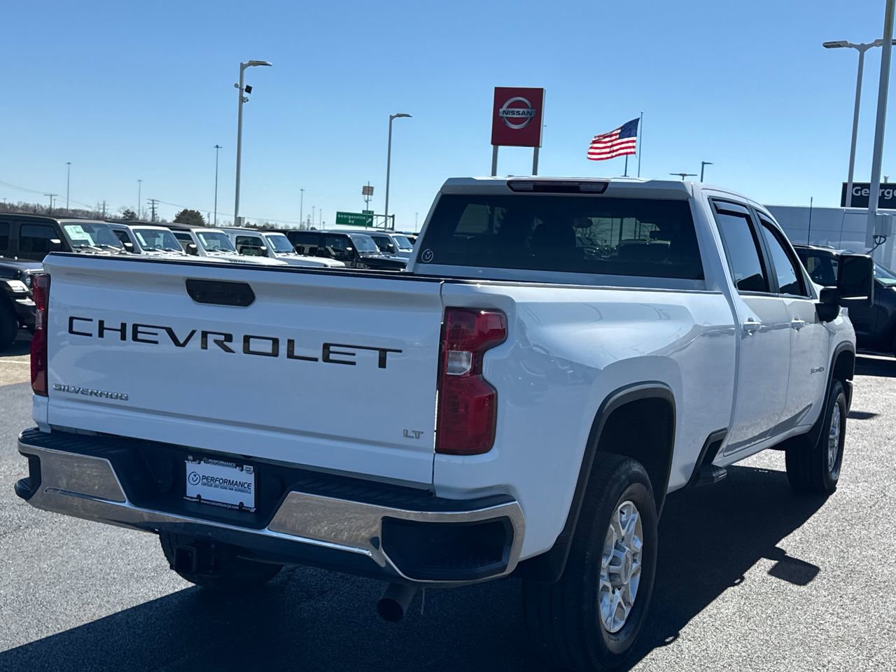 Used 2024 Chevrolet Silverado 3500 LT w/ Convenience Package image 3