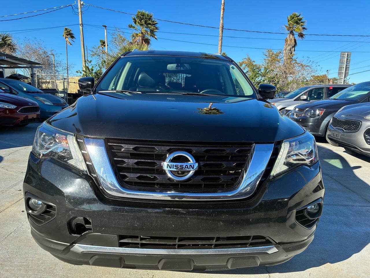 Used 2019 Nissan Pathfinder SL