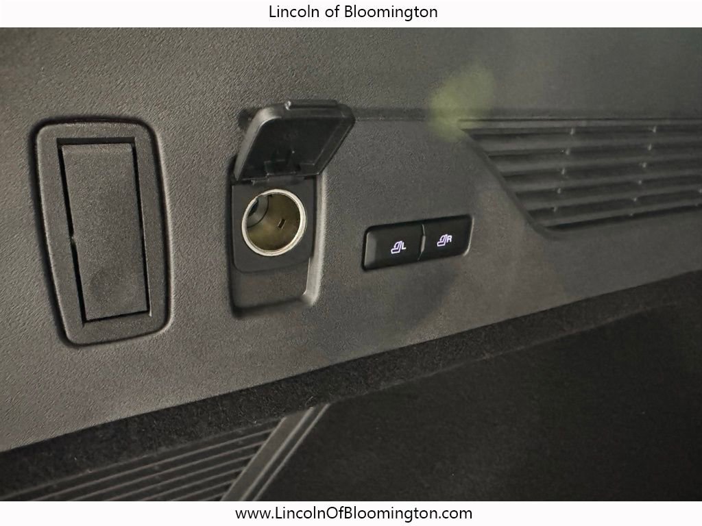 New 2024 Lincoln Nautilus Reserve w/ Equipment Group 202A image 58