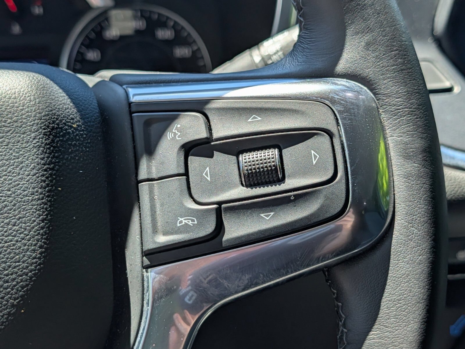 Used 2019 Chevrolet Blazer LT AWD/4WD image 27